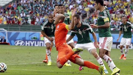 Dutch, Netherlands, Arjencvz Robben, dive, diving, football diving, crying, Mexico, World Cup, beautiful game